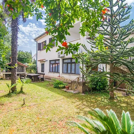 Ana Coki Appartement Funtana